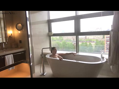 ❤️ Une énorme nana se branlant passionnément la chatte dans la salle de bains ☑ Porno fb at fr.redgast4asset.ru ❤