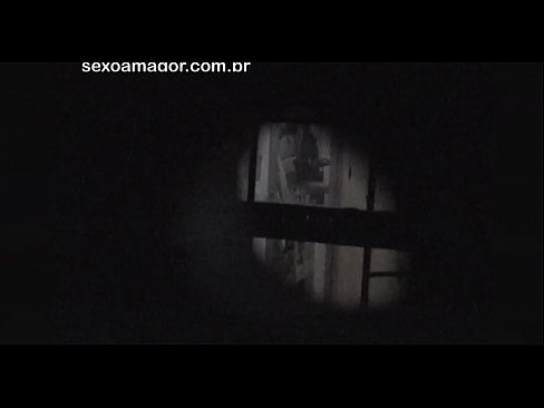 ❤️ Blondie se fait secrètement filmer par un voyeur du quartier caché derrière des briques creuses. ☑ Porno fb at fr.redgast4asset.ru ❤